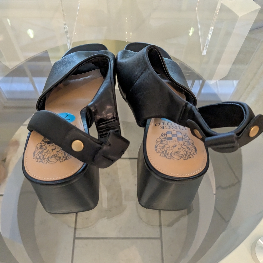 Vince Camuto Salaweigh Black Leather Women's Sandals 7.5 NWOT - Picture 6 of 8